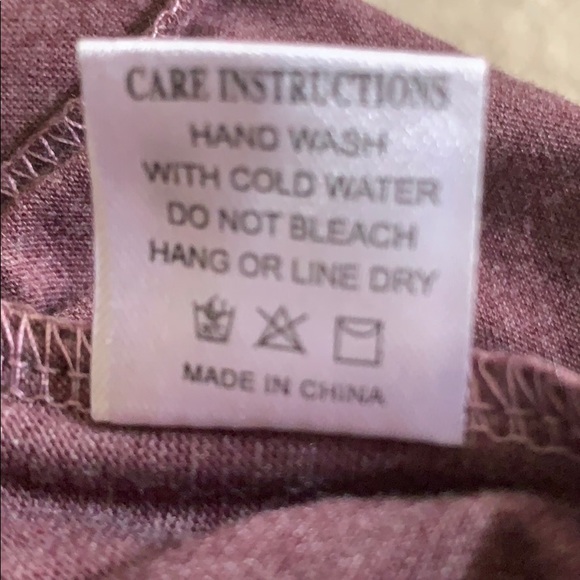 🎉HOST PICK🎉FALL🍁Like NEW Top “It’s Fall Y’all” - Picture 9 of 9